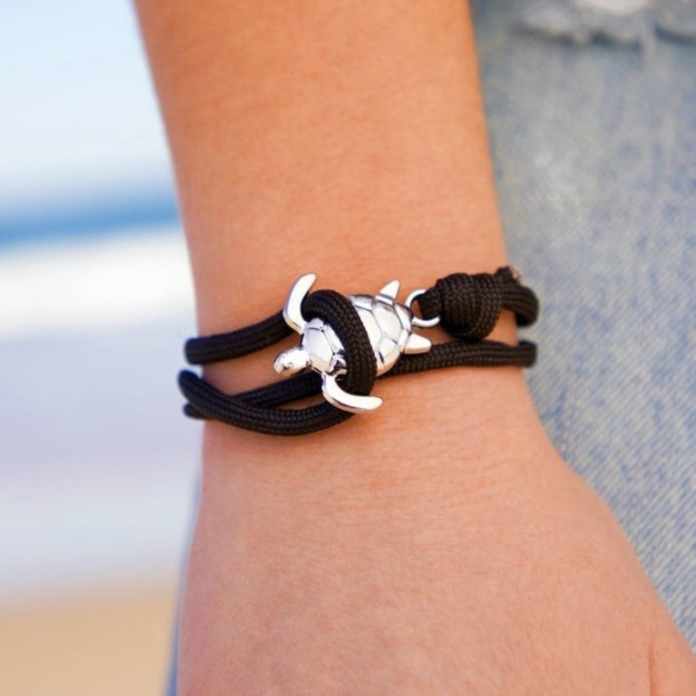 🎁 2 LEFT‼️ NEW 🏝 SILVER-TONE SEA TURTLE BLACK KNOTTED ROPE BRACELET One Size - Picture 2 of 5